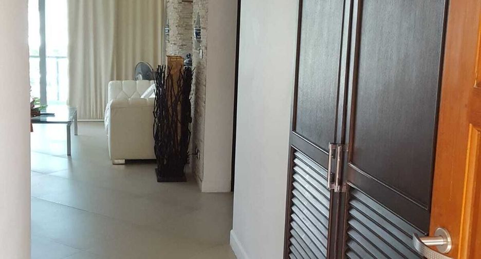 For sale 2 bedrooms condo in Mueang Phuket, Phuket