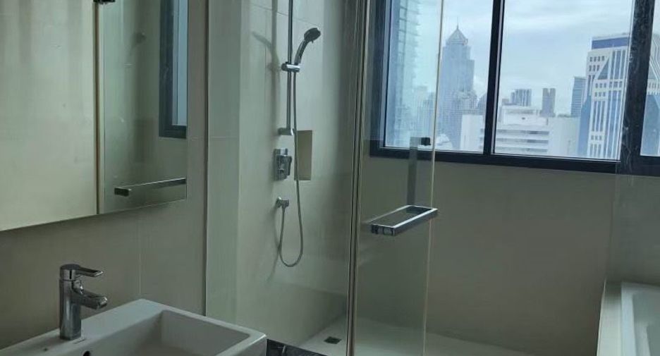 Condo en venta y en alquiler de 2 habitaciones en Khlong Toei, Bangkok