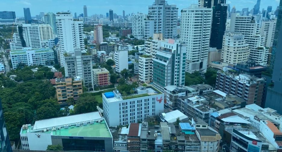 Condo en venta y en alquiler de 2 habitaciones en Khlong Toei, Bangkok