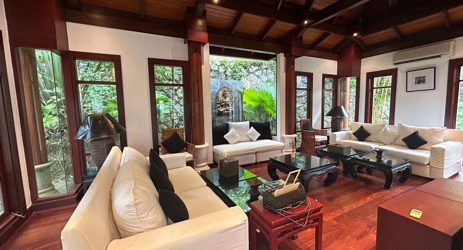 À louer 4 chambres villa à Thalang, Phuket