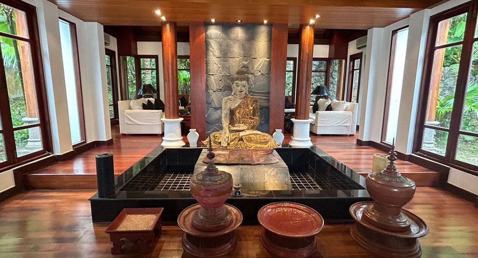 À louer 4 chambres villa à Thalang, Phuket