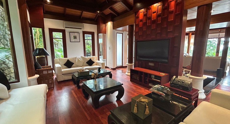 À louer 4 chambres villa à Thalang, Phuket