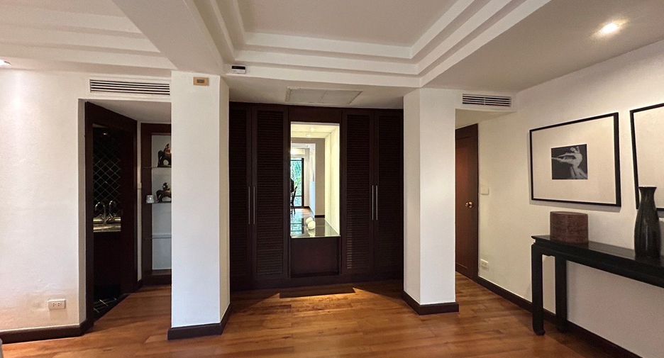 À louer 4 chambres villa à Thalang, Phuket
