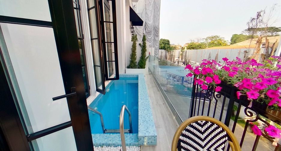 Reihenhaus zum Kauf mit 3 Zimmer in Watthana, Bangkok