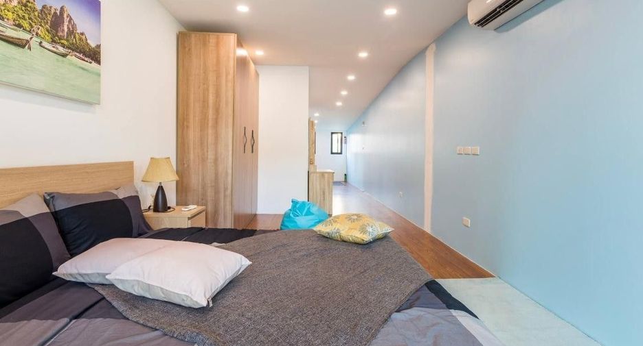 For sale and for rent 3 bedrooms townhouse in Khlong Toei, Bangkok