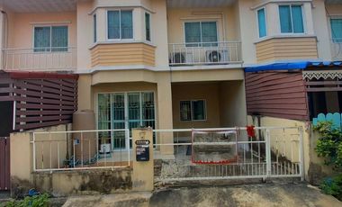 For sale 3 bedrooms townhouse in Phra Samut Chedi, Samut Prakan
