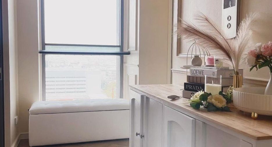 For rent 2 bedrooms condo in Yan Nawa, Bangkok