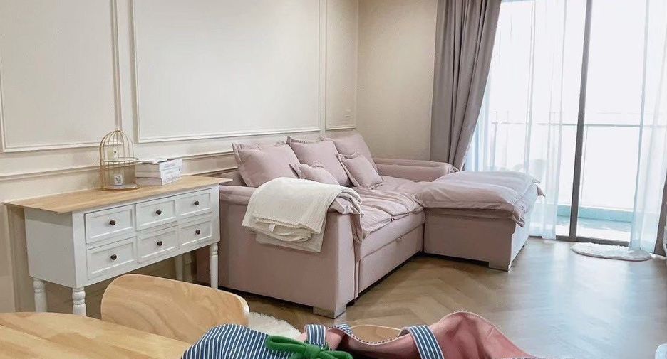For rent 2 bedrooms condo in Yan Nawa, Bangkok