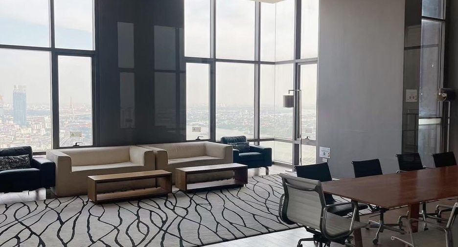 For rent 2 bedrooms condo in Yan Nawa, Bangkok