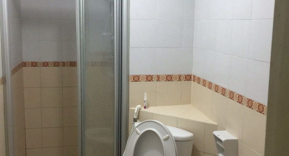 For sale 2 bedrooms condo in Bang Kapi, Bangkok