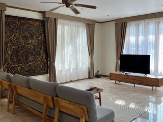À louer 3 chambres maison à Mueang Phuket, Phuket