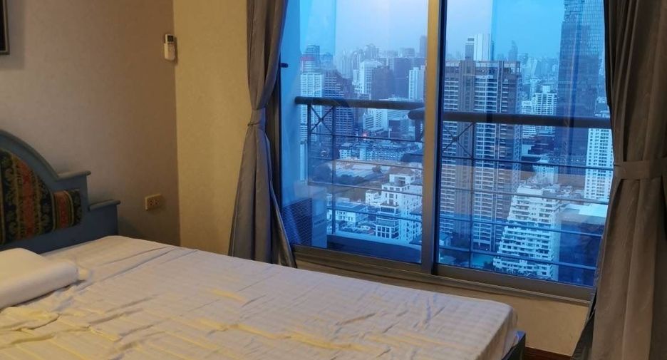 For sale 2 ベッドルーム condo in Sathon, Bangkok