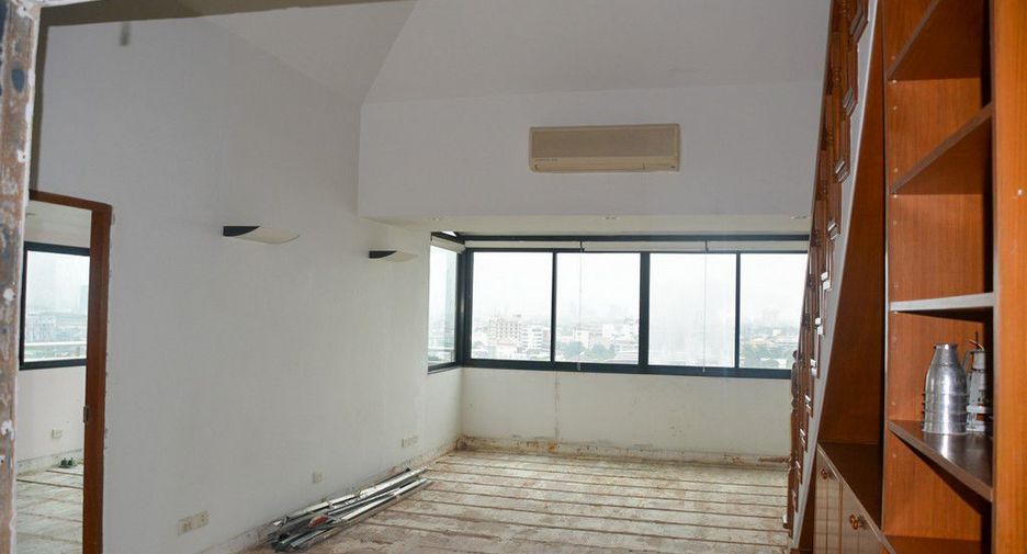 Condo en venta de 5 habitaciones en Watthana, Bangkok