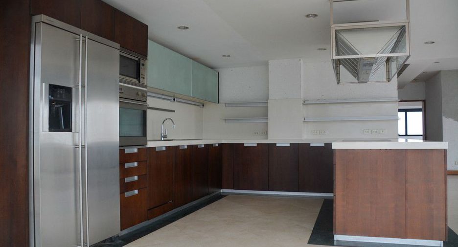 Condo en venta de 5 habitaciones en Watthana, Bangkok