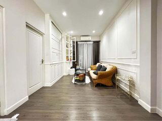 Casa en alquiler de 4 habitaciones en Saphan Sung, Bangkok