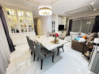 Casa en alquiler de 4 habitaciones en Saphan Sung, Bangkok