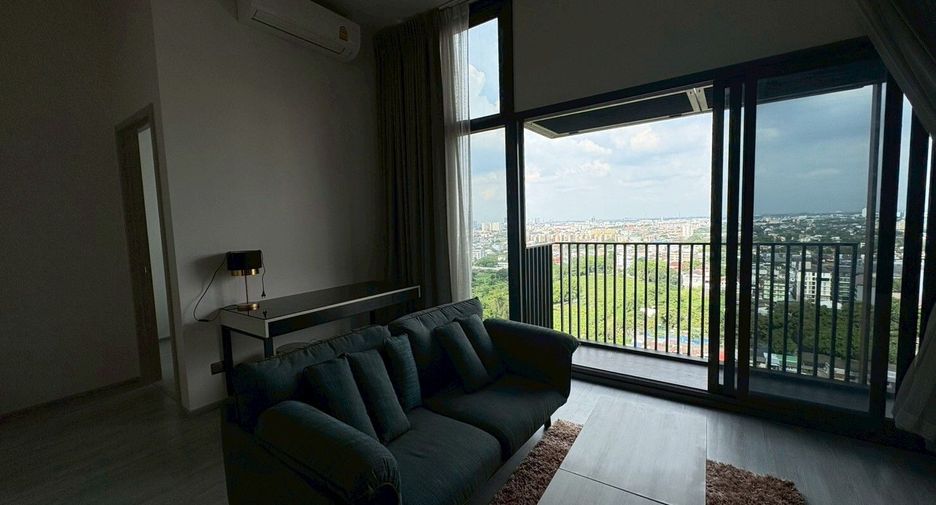 For rent 2 bedrooms condo in Phra Khanong, Bangkok