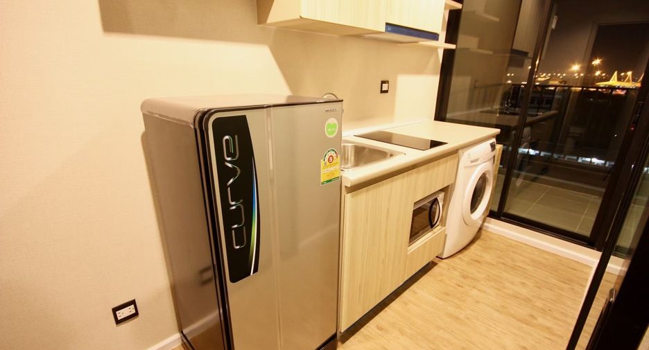 For sale studio condo in Mueang Samut Prakan, Samut Prakan
