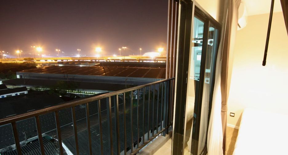 For sale studio condo in Mueang Samut Prakan, Samut Prakan
