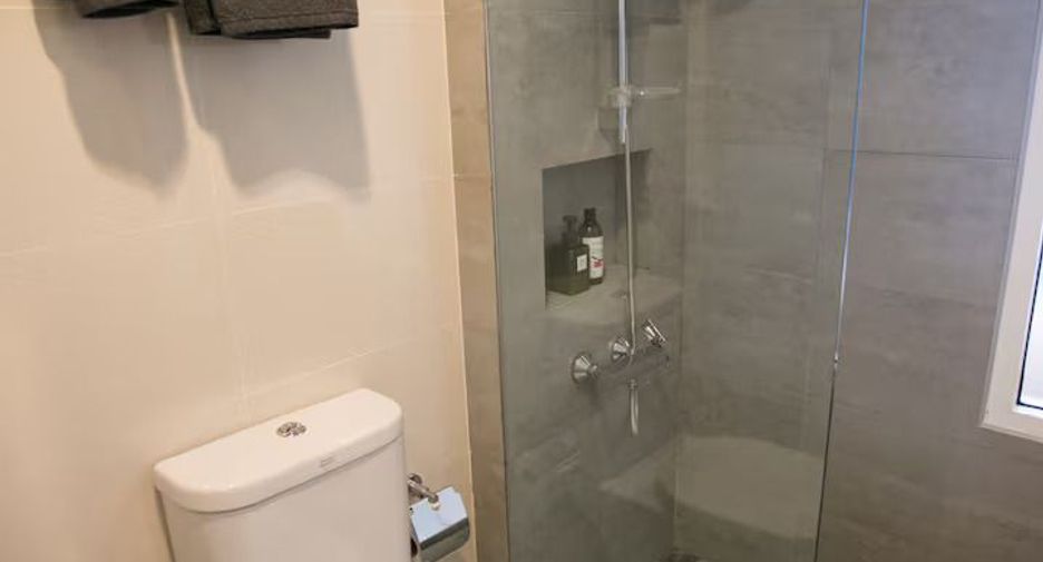 For rent 1 bed condo in Ratchathewi, Bangkok