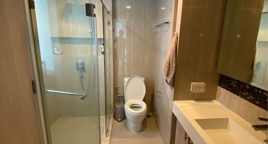 For sale and for rent 1 bed condo in Watthana, Bangkok