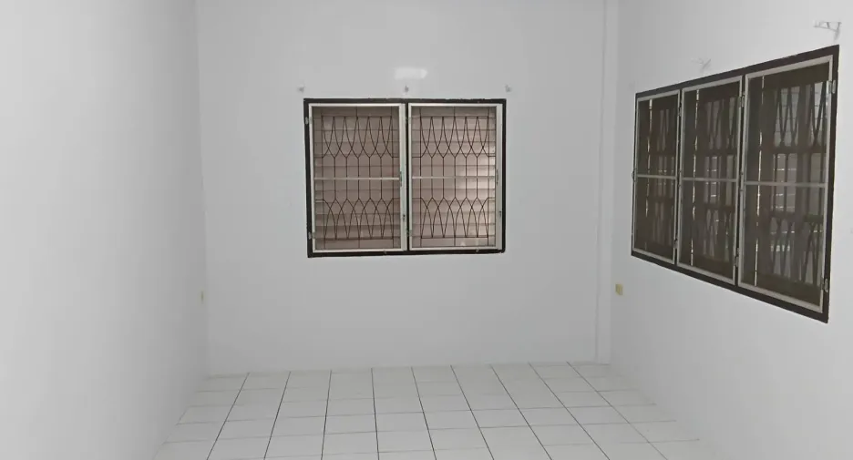 出售 3 卧室 独立屋 在 Bang Khun Thian, 曼谷