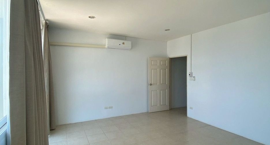 For rent 2 bedrooms townhouse in Mueang Phuket, Phuket