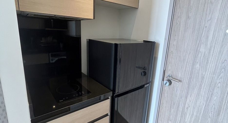 For sale and for rent studio condo in Khlong Toei, Bangkok
