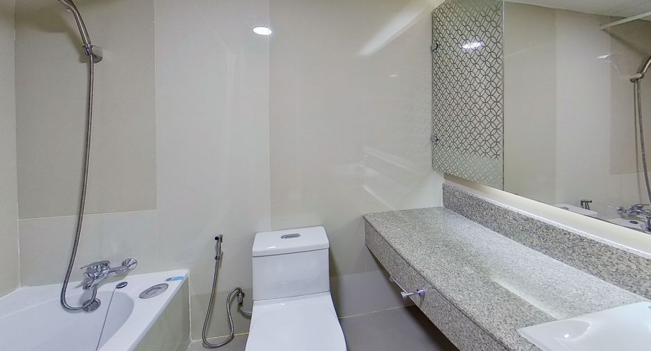 Wohnung zur Miete mit 2 Zimmer in Khlong Toei, Bangkok