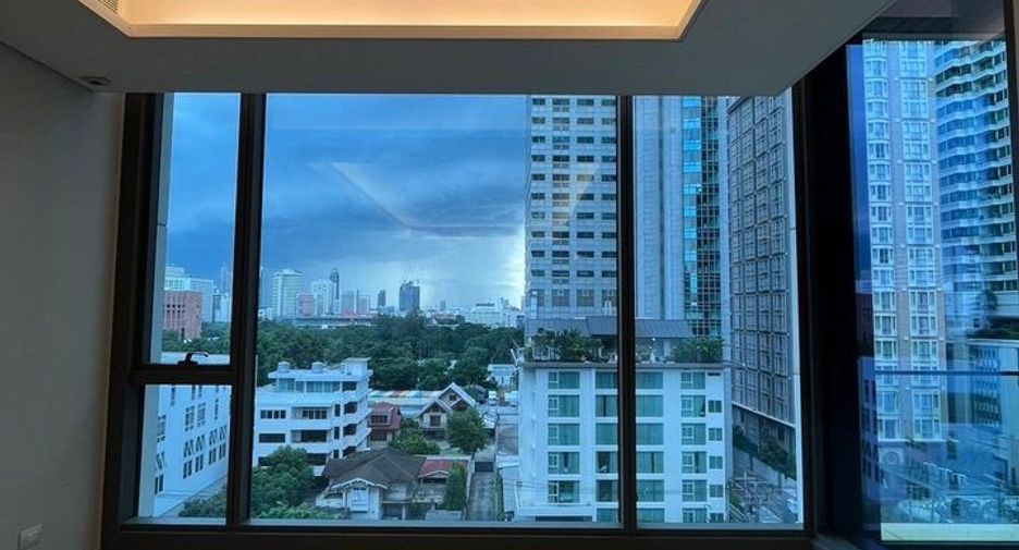 For sale 2 ベッドルーム condo in Pathum Wan, Bangkok
