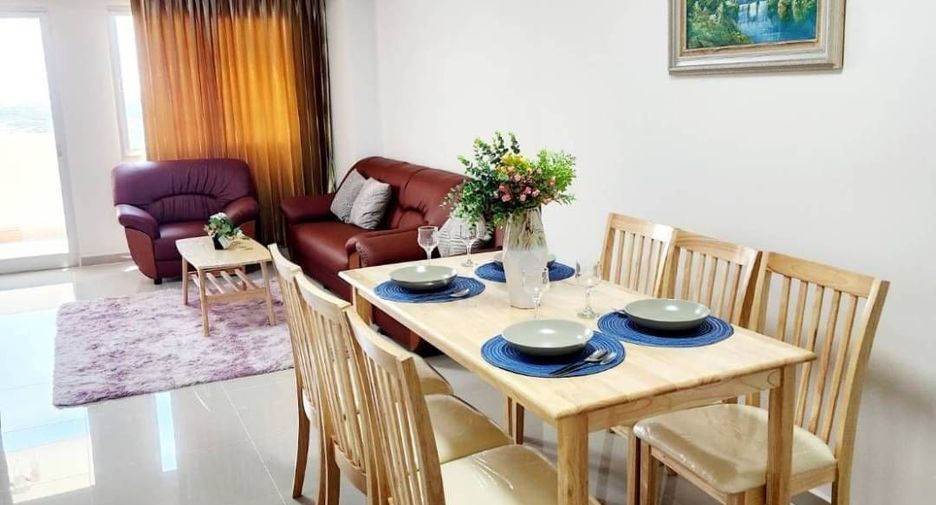 For rent 3 bedrooms condo in Yan Nawa, Bangkok