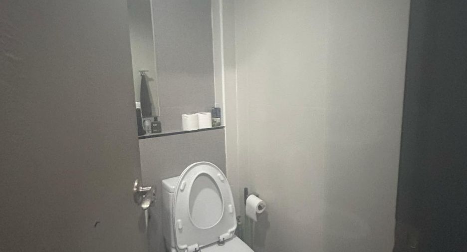 À vendre et à louer 2 chambres condo à Mueang Samut Prakan, Samut Prakan