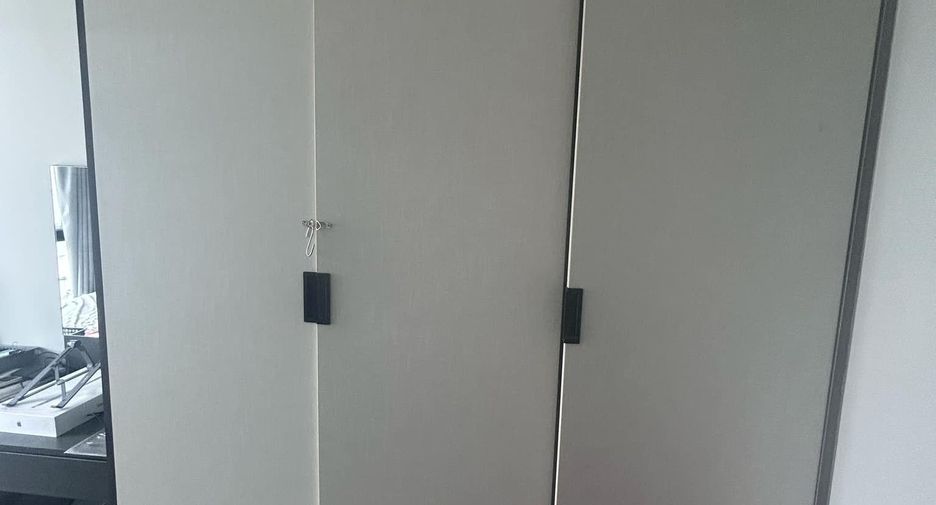 For sale and for rent 2 bedrooms condo in Mueang Samut Prakan, Samut Prakan