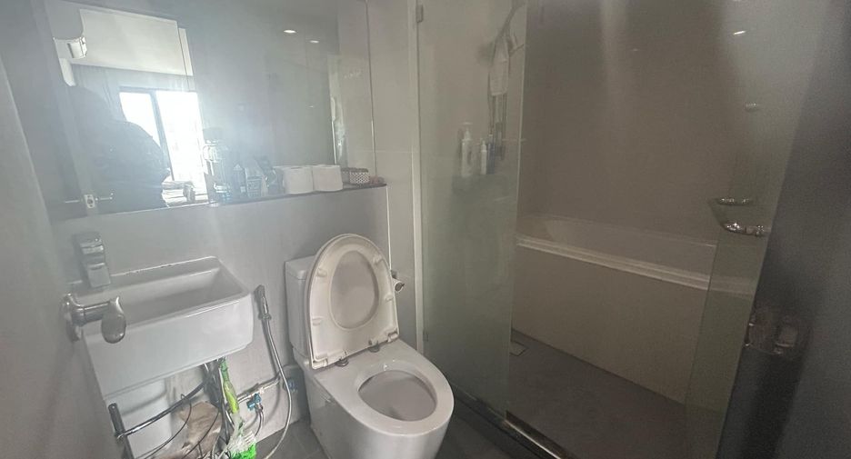 For sale and for rent 2 bedrooms condo in Mueang Samut Prakan, Samut Prakan
