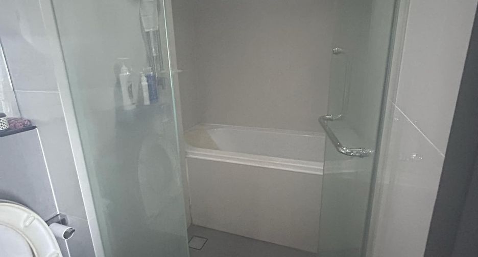 For sale and for rent 2 bedrooms condo in Mueang Samut Prakan, Samut Prakan