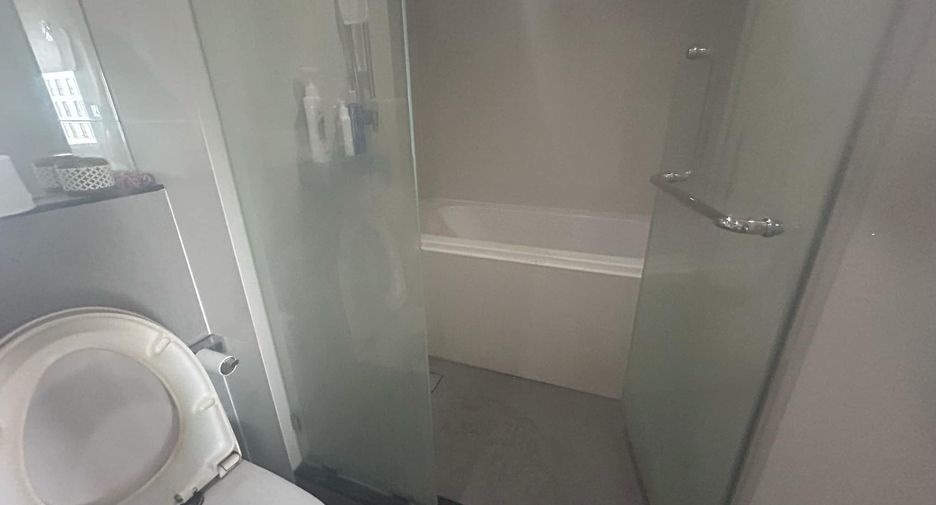 For sale and for rent 2 bedrooms condo in Mueang Samut Prakan, Samut Prakan