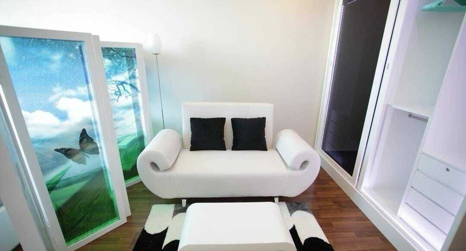 For rent studio condo in Khlong Toei, Bangkok