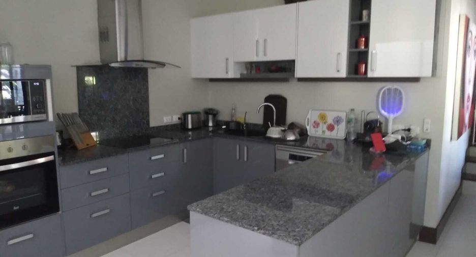 For sale 2 bedrooms villa in Mueang Phuket, Phuket