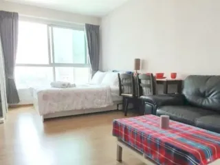 For sale 1 bed condo in Yan Nawa, Bangkok