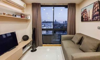 À louer 1 chambre condo à Watthana, Bangkok
