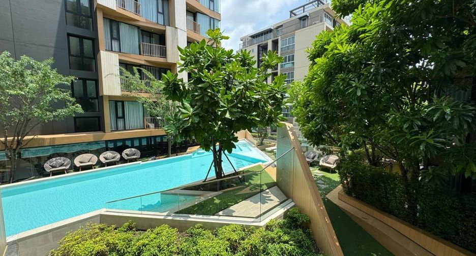 For sale and for rent 2 bedrooms condo in Phra Khanong, Bangkok