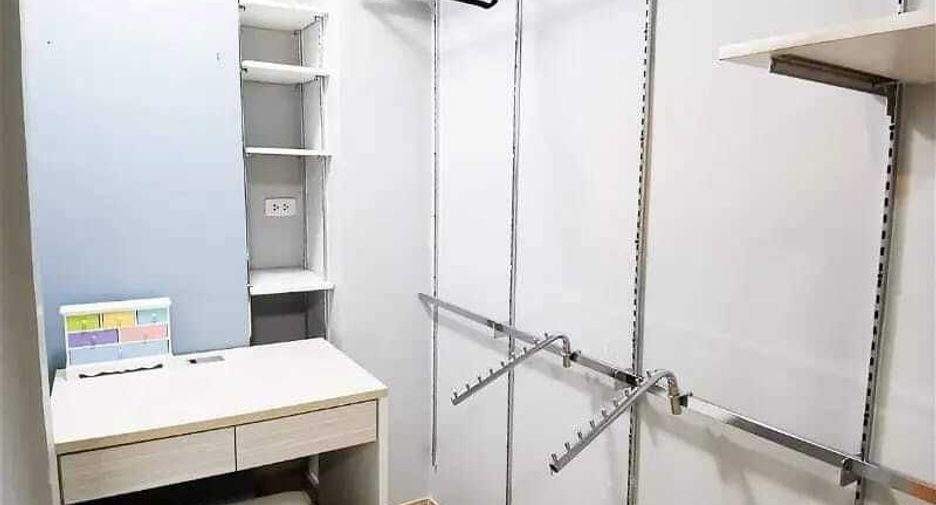 For rent 2 bedrooms condo in Bang Kho Laem, Bangkok