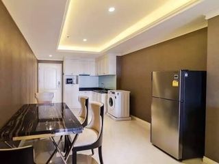 出售 1 卧室 公寓 在 Bang Rak, 曼谷