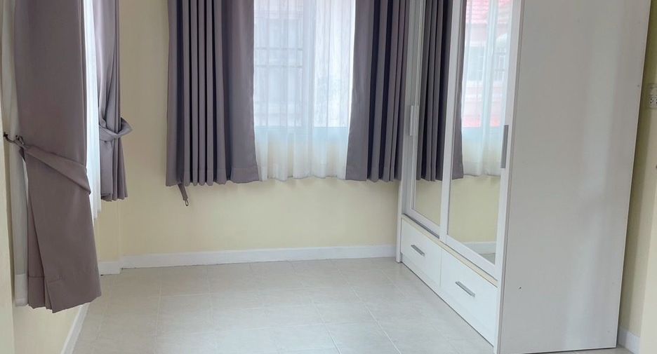 For sale 3 bedrooms house in Nong Chok, Bangkok