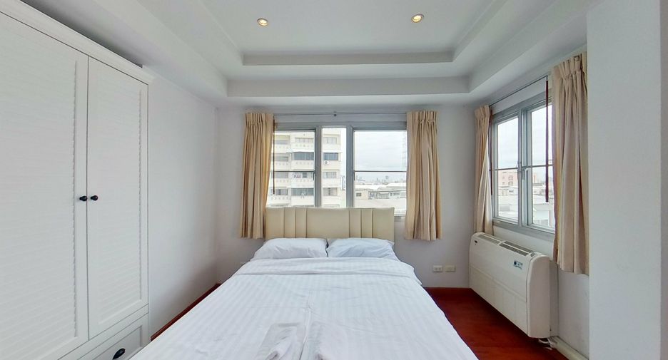 Apartamento en alquiler de 3 habitaciones en Suan Luang, Bangkok