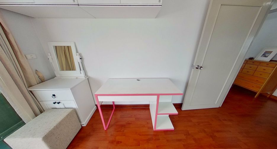 Apartamento en alquiler de 3 habitaciones en Suan Luang, Bangkok