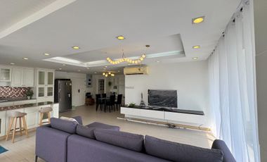 For rent 3 bedrooms apartment in Huai Khwang, Bangkok