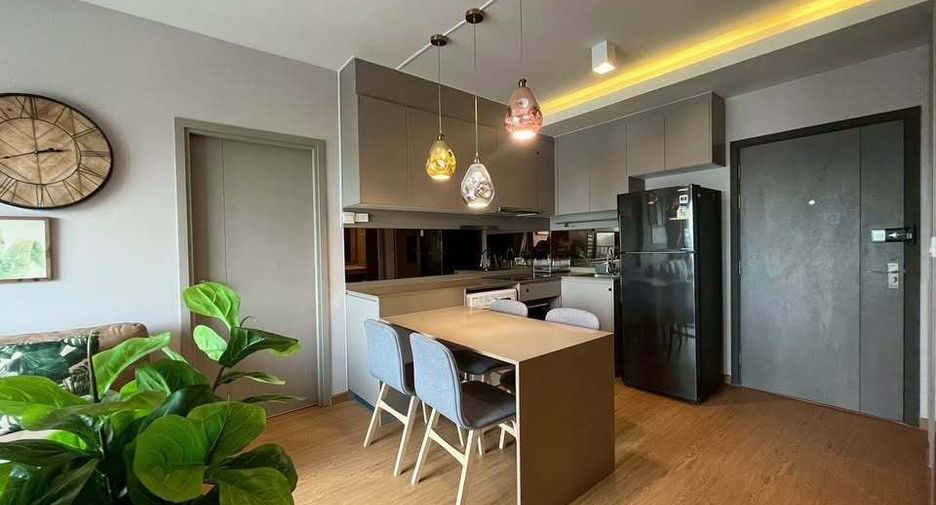 Wohnung zur Miete mit 2 Zimmer in Phra Khanong, Bangkok