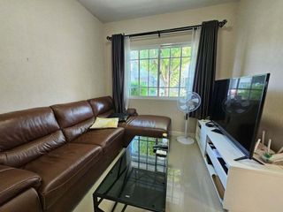 For rent 3 bedrooms townhouse in Bang Phli, Samut Prakan