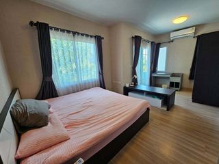 For rent 3 bedrooms townhouse in Bang Phli, Samut Prakan
